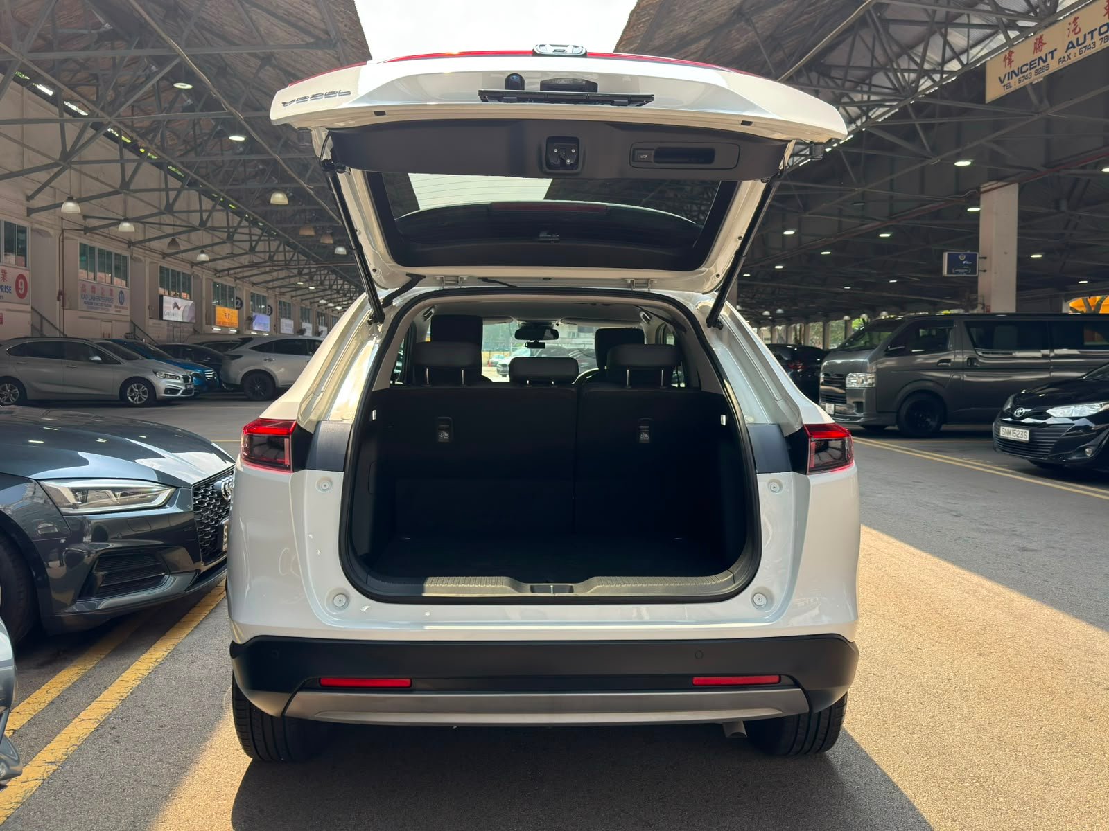 Honda Vezel 1.5G photo 9